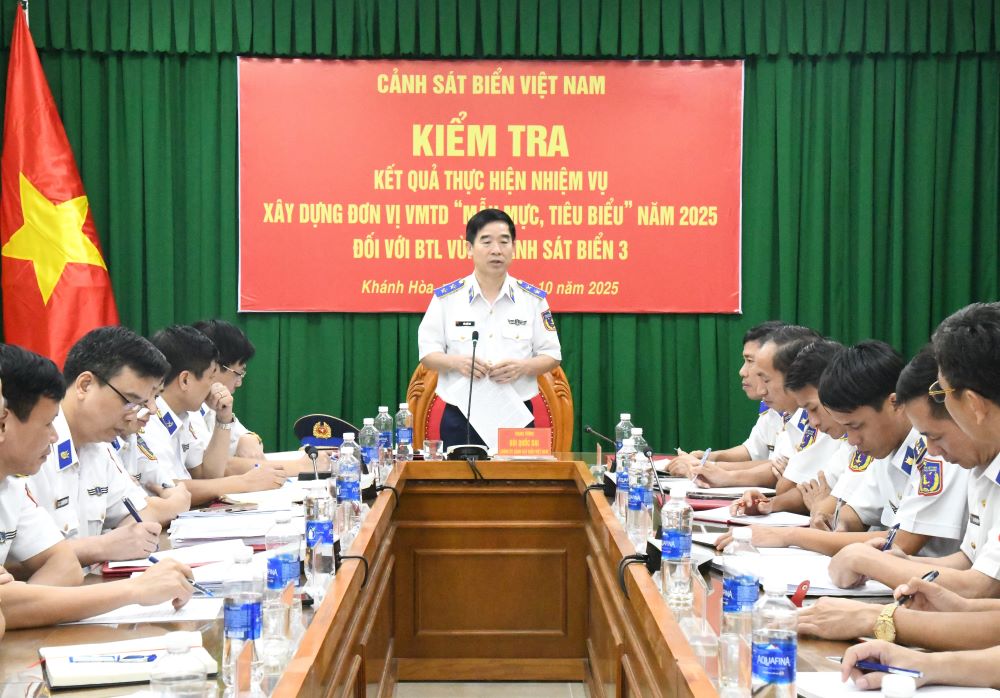 Kiểm tra kết quả xây dựng “Đơn vị vững mạnh toàn diện, Mẫu mực, tiêu biểu” tại BTL Vùng Cảnh sát biển 3