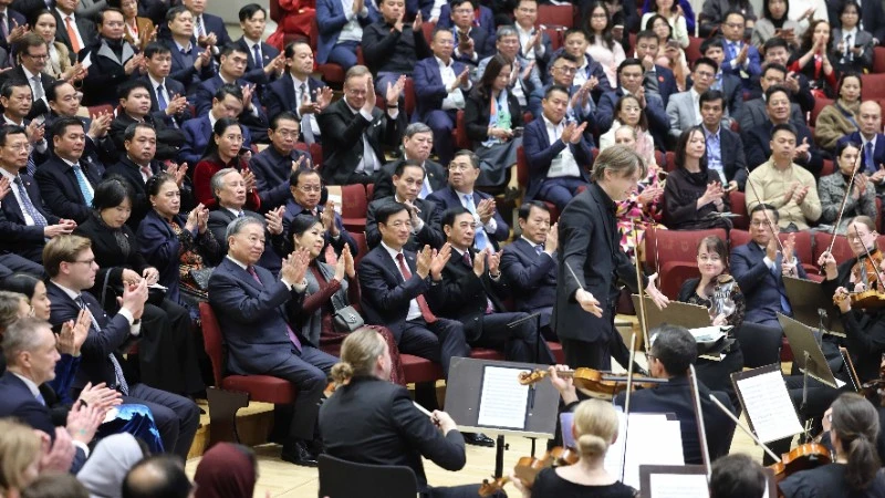 Tổng Bí thư Tô Lâm và Phu nhân dự chương trình hòa nhạc tại Phần Lan