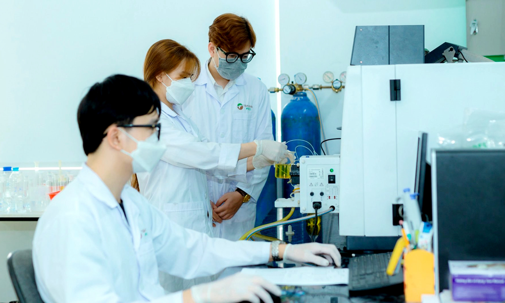 Công ty cổ phần Tập đoàn FEC (phường Bắc Giang) chuyên cung cấp giải pháp và dịch vụ môi trường được công nhận là doanh nghiệp khoa học, công nghệ. Công ty cổ phần Tập đoàn FEC (phường Bắc Giang) chuyên cung cấp giải pháp và dịch vụ môi trường được công nhận là doanh nghiệp khoa học, công nghệ.