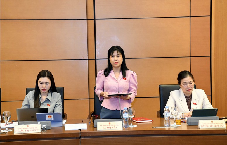 Thúc đẩy phát triển kinh tế báo chí và điều chỉnh hoạt động báo chí trên không gian mạng