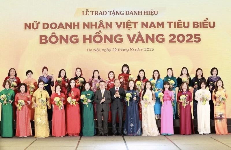 Các doanh nhân được trao tặng danh hiệu “Nữ Doanh nhân Việt Nam tiêu biểu - Bông Hồng Vàng năm 2025 Các doanh nhân được trao tặng danh hiệu “Nữ Doanh nhân Việt Nam tiêu biểu - Bông Hồng Vàng năm 2025