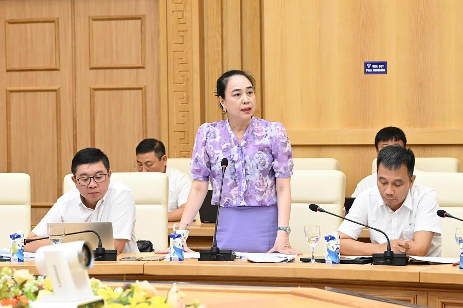 Trong vai trò người đứng đầu Tổng công ty Điện lực miền Bắc, bà Đỗ Nguyệt Ánh không chỉ là nữ lãnh đạo bản lĩnh, quyết đoán trong điều hành mà còn thường xuyên có những phát biểu, đề xuất mang tính chiến lược, tham mưu hiệu quả cho Tập đoàn Điện lực Việt Nam và Bộ Công Thương trong các định hướng phát triển ngành Điện, đảm bảo an ninh năng lượng quốc gia. Trong vai trò người đứng đầu Tổng công ty Điện lực miền Bắc, bà Đỗ Nguyệt Ánh không chỉ là nữ lãnh đạo bản lĩnh, quyết đoán trong điều hành mà còn thường xuyên có những phát biểu, đề xuất mang tính chiến lược, tham mưu hiệu quả cho Tập đoàn Điện lực Việt Nam và Bộ Công Thương trong các định hướng phát triển ngành Điện, đảm bảo an ninh năng lượng quốc gia.