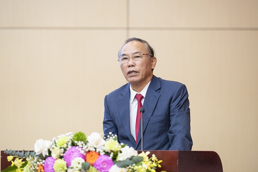 Thứ trưởng Bộ Nông nghiệp và Môi trường Phùng Đức Tiến phát biểu tại buổi lễ Thứ trưởng Bộ Nông nghiệp và Môi trường Phùng Đức Tiến phát biểu tại buổi lễ