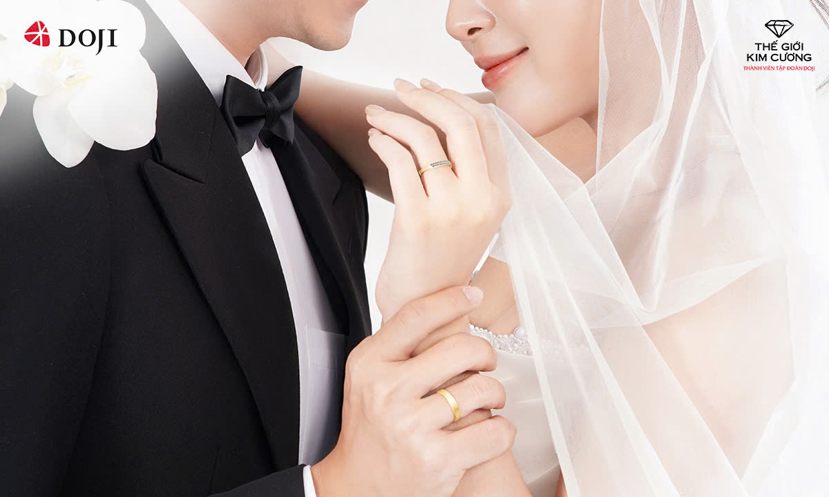 Nhẫn cưới Salsa với đa dạng thiết kế và mức giá phù hợp với các cặp đôi. Nhẫn cưới Salsa với đa dạng thiết kế và mức giá phù hợp với các cặp đôi.