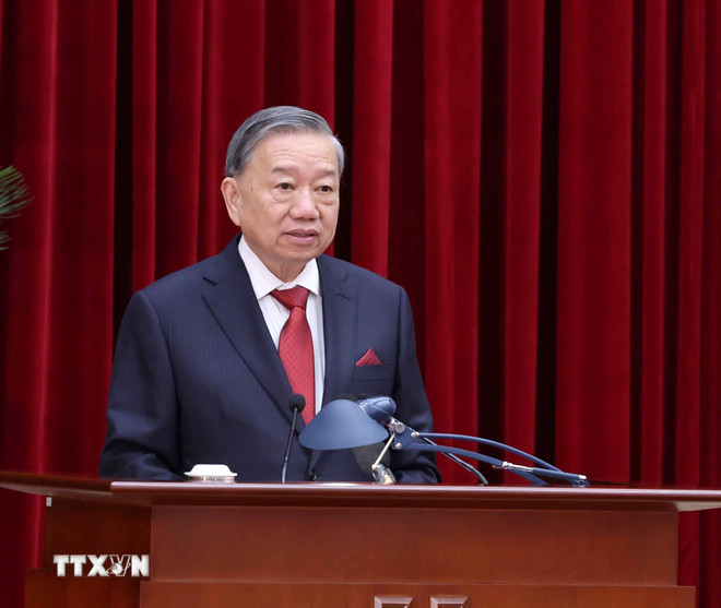 Tổng Bí thư Tô Lâm phát biểu khai mạc Hội nghị lần thứ mười ba, Ban Chấp hành Trung ương Đảng khóa XIII. (Ảnh: Thống Nhất/TTXVN) Tổng Bí thư Tô Lâm phát biểu khai mạc Hội nghị lần thứ mười ba, Ban Chấp hành Trung ương Đảng khóa XIII. (Ảnh: Thống Nhất/TTXVN)