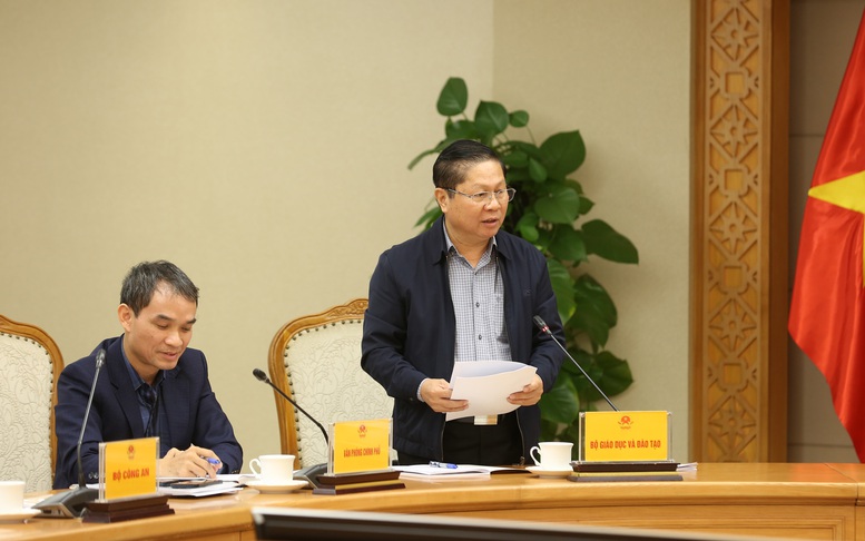 Thứ trưởng Bộ Giáo dục và Đào tạo Lê Tấn Dũng phát biểu - Ảnh: VGP/Minh Khôi Thứ trưởng Bộ Giáo dục và Đào tạo Lê Tấn Dũng phát biểu - Ảnh: VGP/Minh Khôi