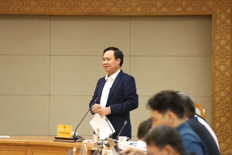 Thứ trưởng Bộ Nông nghiệp và Môi trường Võ Văn Hưng báo cáo - Ảnh: VGP/Minh Khôi Thứ trưởng Bộ Nông nghiệp và Môi trường Võ Văn Hưng báo cáo - Ảnh: VGP/Minh Khôi