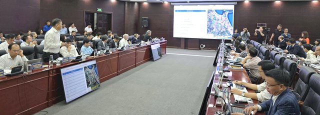 Quang cảnh hội thảo. Quang cảnh hội thảo.