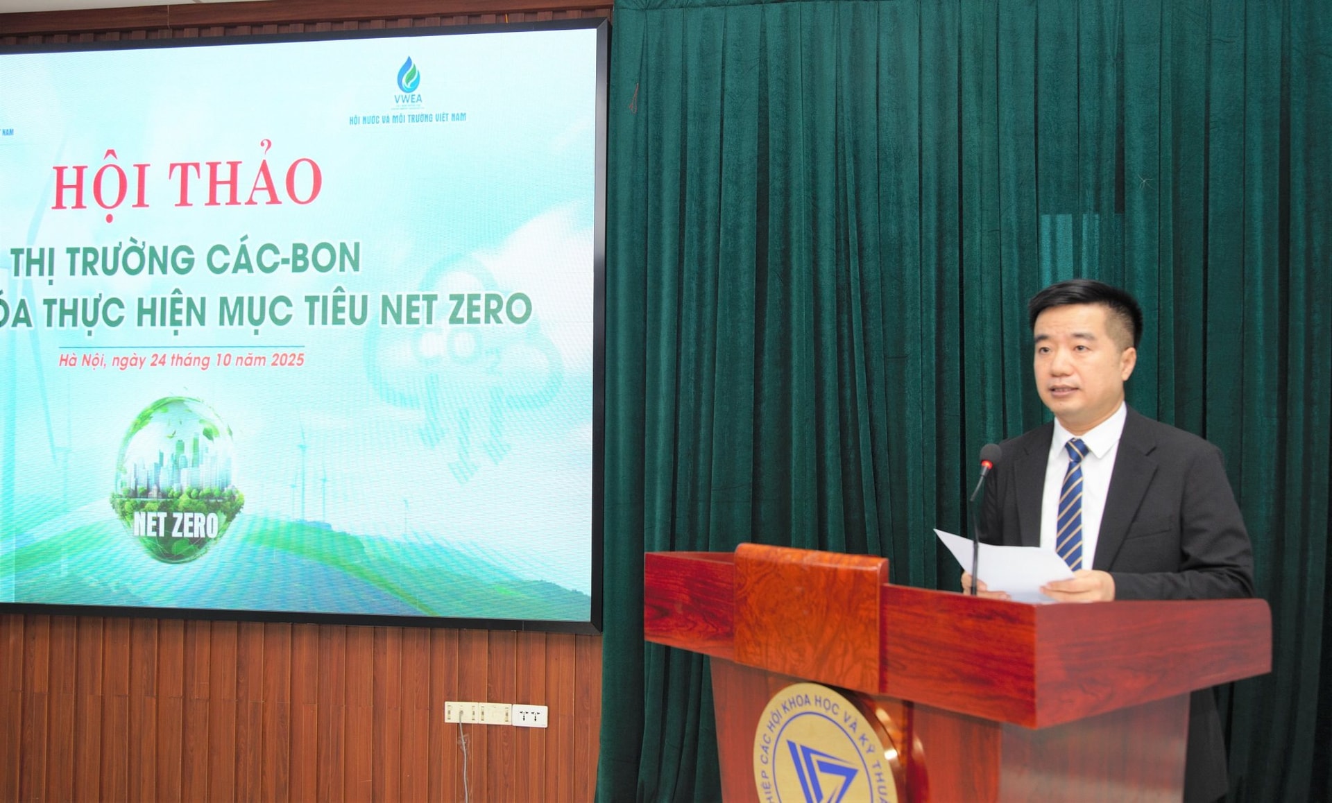 Ông Nguyễn Quyết Chiến, Tổng thư ký Liên hiệp các Hội Khoa học và Kỹ thuật Việt Nam Ông Nguyễn Quyết Chiến, Tổng thư ký Liên hiệp các Hội Khoa học và Kỹ thuật Việt Nam