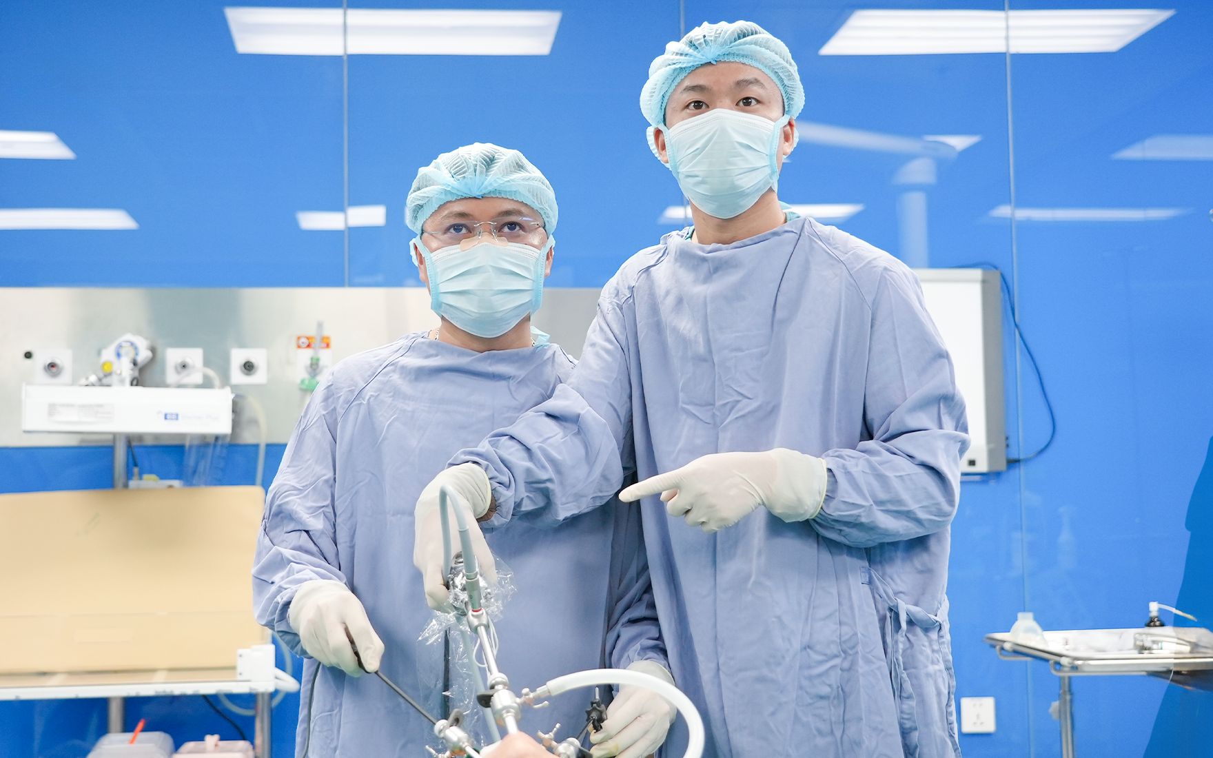 Ưu điểm của phẫu thuật đường miệng trong điều trị ung thư tuyến giáp