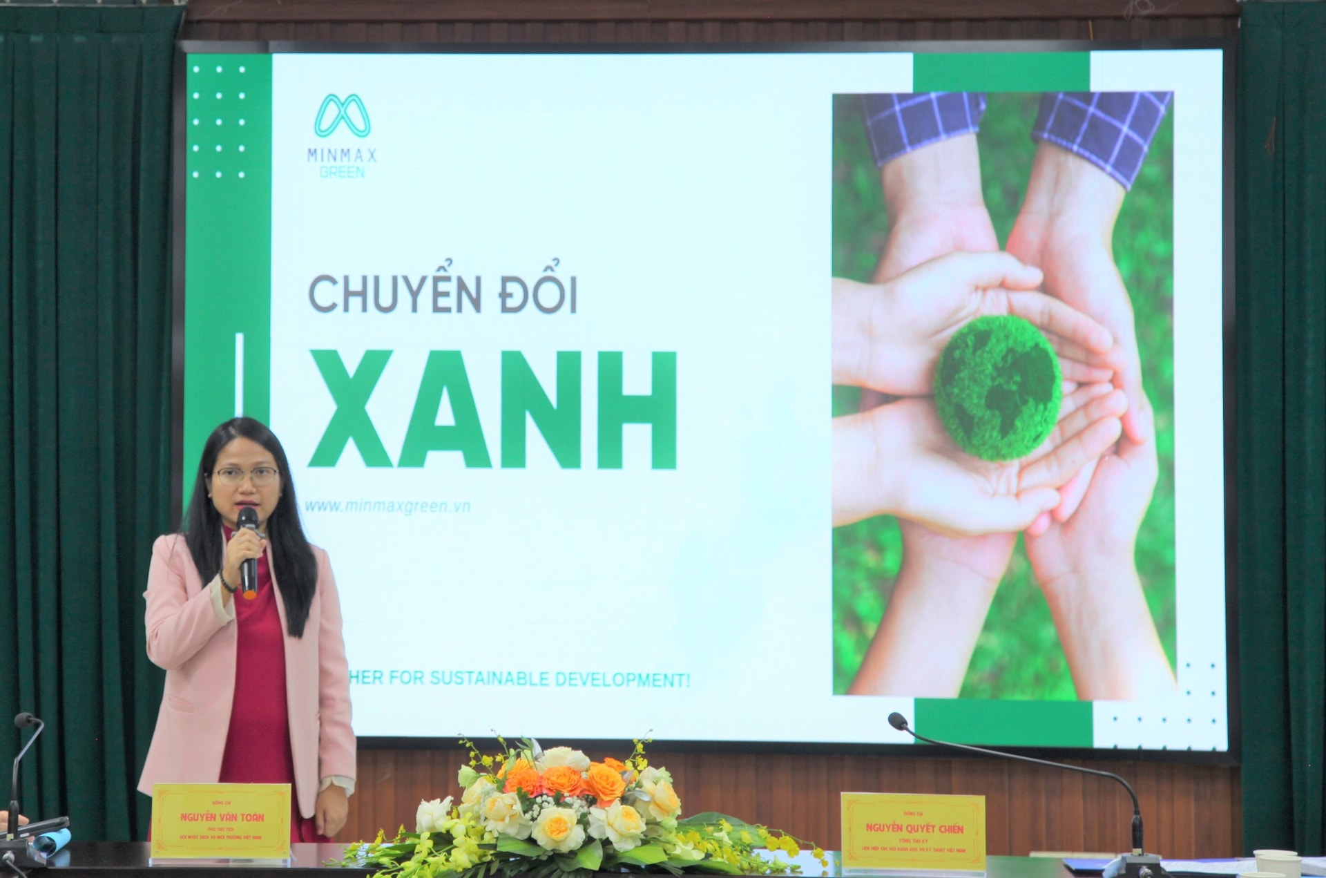 Bà Tô Thị Hồng Điệp - Giám đốc Công ty Cổ Phần MinMax Green, TP.HCM Bà Tô Thị Hồng Điệp - Giám đốc Công ty Cổ Phần MinMax Green, TP.HCM