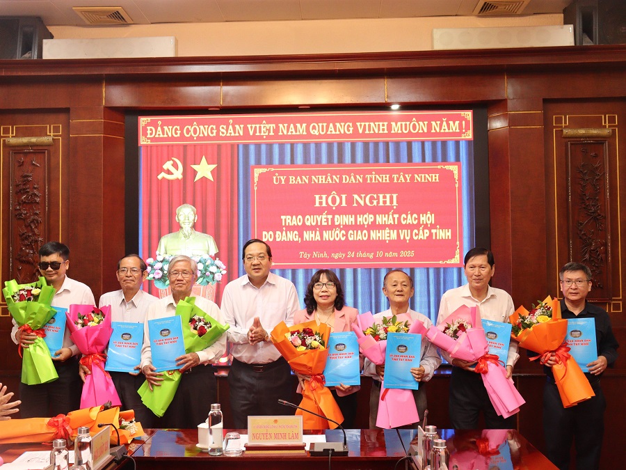 Tây Ninh hợp nhất 15 hội cấp tỉnh, tinh gọn tổ chức, nâng cao hiệu quả hoạt động xã hội