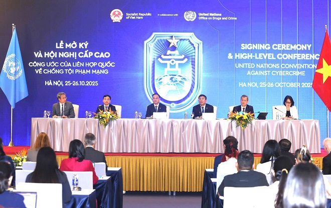 Kết thúc Lễ mở ký Công ước Hà Nội, 72 quốc gia tham gia ký kết trong hai ngày