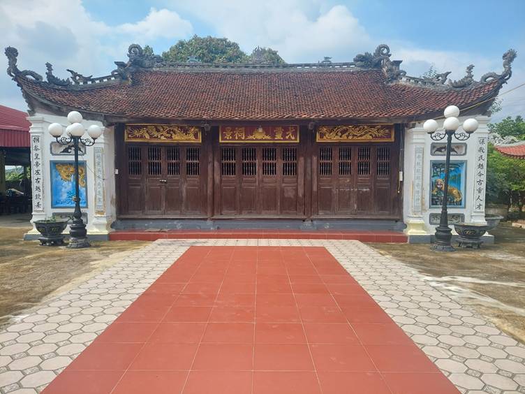 Di tích lịch sử Đền Quảng Cư, phường Lê Ích Mộc, thành phố Hải Phòng