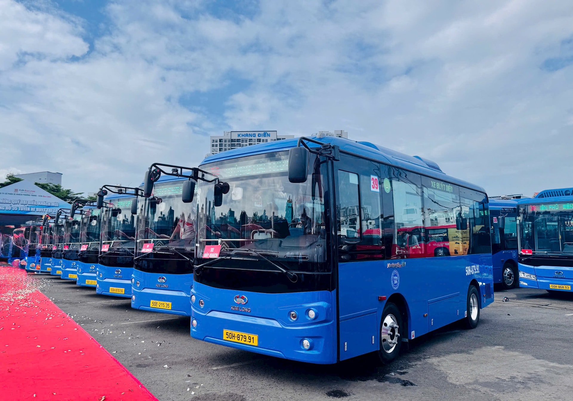 TP. HCM mở hai tuyến buýt mới kết nối Bình Dương và Vũng Tàu