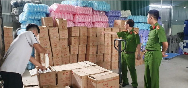 Hưng Yên: Trấn áp tội phạm kinh tế, kiên quyết loại bỏ cán bộ bảo kê trong cuộc chiến chống buôn lậu