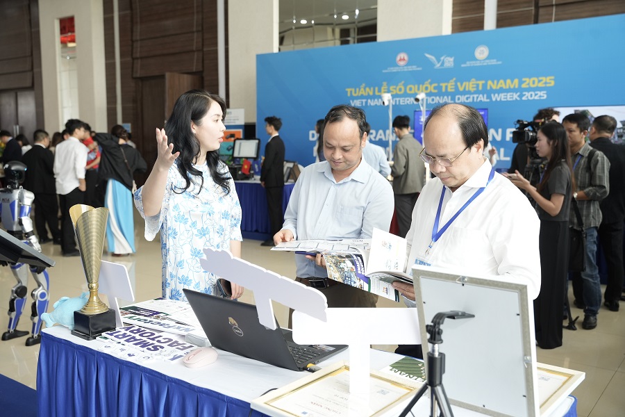 Khẳng định vai trò chủ động, sáng kiến và cam kết của Việt Nam trong hợp tác quốc tế về khoa học, công nghệ, đổi mới sáng tạo và chuyển đổi số