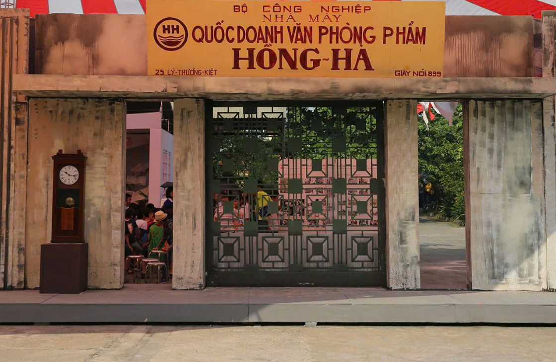 Nhà máy Văn phòng phẩm Hồng Hà giai đoạn mới thành lập