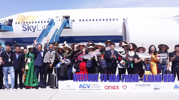 Đón các chuyến bay mở lại đường bay từ Châu Âu, Hàn Quốc.... đến Khánh Hòa Đón các chuyến bay mở lại đường bay từ Châu Âu, Hàn Quốc.... đến Khánh Hòa