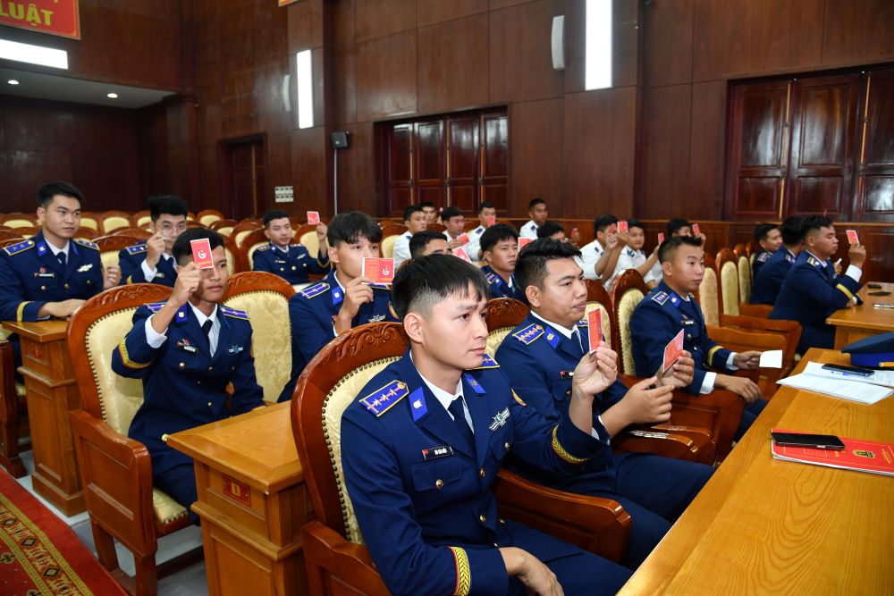Hội nghị biểu quyết thông qua chương trình hành động Công tác Đoàn và phong trào thanh niên giai đoạn 2025-2030