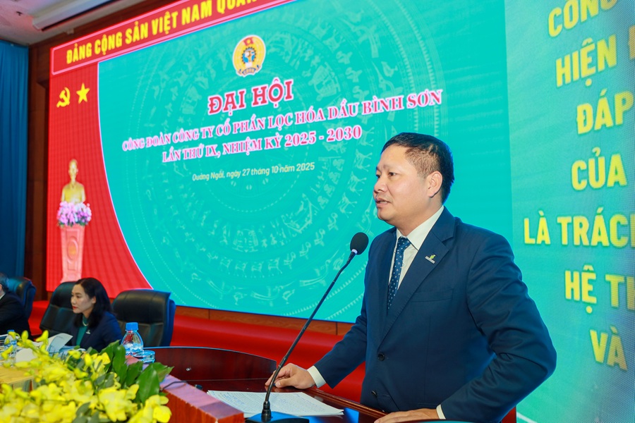 Đồng chí Bùi Ngọc Dương - Ủy viên Ban Thường vụ Đảng ủy Tập đoàn Công nghiệp – Năng lượng Quốc gia Việt Nam; Bí thư Đảng ủy, Chủ tịch HĐQT BSR phát biểu tại Đại hội Đồng chí Bùi Ngọc Dương - Ủy viên Ban Thường vụ Đảng ủy Tập đoàn Công nghiệp – Năng lượng Quốc gia Việt Nam; Bí thư Đảng ủy, Chủ tịch HĐQT BSR phát biểu tại Đại hội