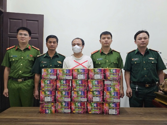 Khởi tố đối tượng tàng trữ hơn 23 kg pháo nổ ở Nghệ An