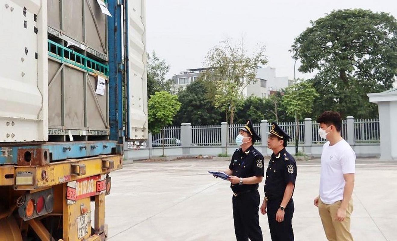 Bộ Tài chính vừa có Tờ trình đề xuất Chính phủ quy định mới về xử phạt vi phạm hành chính trong lĩnh vực hải quan Bộ Tài chính vừa có Tờ trình đề xuất Chính phủ quy định mới về xử phạt vi phạm hành chính trong lĩnh vực hải quan