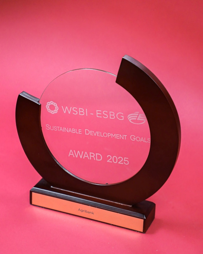 Agribank nhận Giải thưởng Phát triển bền vững 2025 cho sáng kiến ngân hàng số Agribank Plus