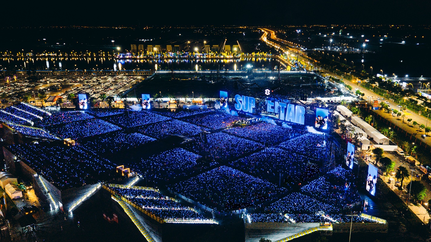 8Wonder Summer 2025 thu hút hơn 50.000 khán giả, quy mô lớn nhất Việt Nam từ trước đến nay 8Wonder Summer 2025 thu hút hơn 50.000 khán giả, quy mô lớn nhất Việt Nam từ trước đến nay