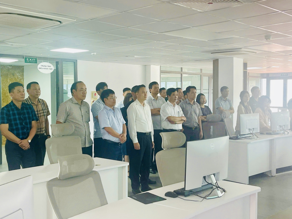 Đoàn công tác của tỉnh khảo sát, học tập kinh nghiệm mô hình cửa khẩu thông minh tại tỉnh Lạng Sơn.