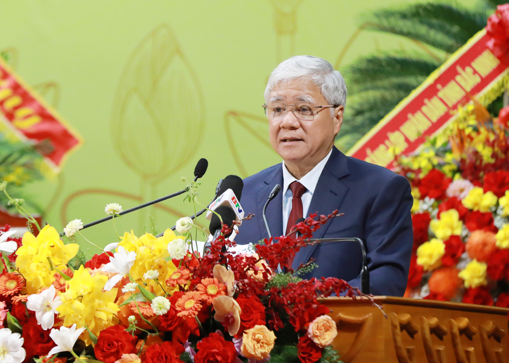 Đồng chí Đỗ Văn Chiến, Ủy viên Bộ Chính trị, Bí thư Trung ương Đảng, Bí thư Đảng ủy MTTQ phát biểu chỉ đạo Đại hội. Đồng chí Đỗ Văn Chiến, Ủy viên Bộ Chính trị, Bí thư Trung ương Đảng, Bí thư Đảng ủy MTTQ phát biểu chỉ đạo Đại hội.