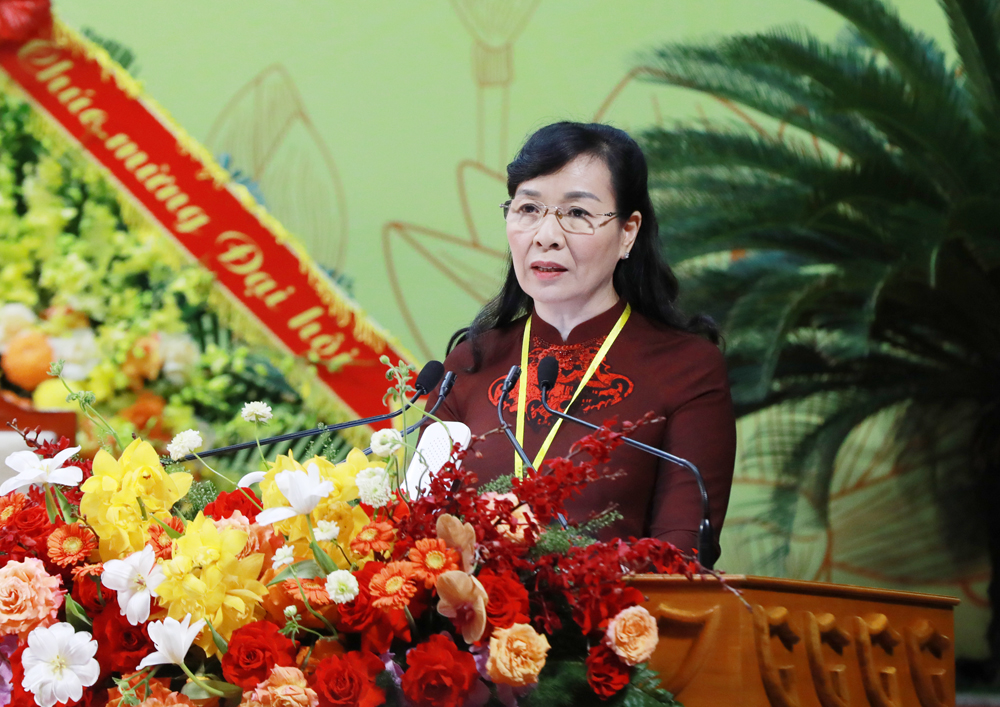 Đồng chí Nguyễn Thị Hà phát biểu khai mạc Đại hội. Đồng chí Nguyễn Thị Hà phát biểu khai mạc Đại hội.