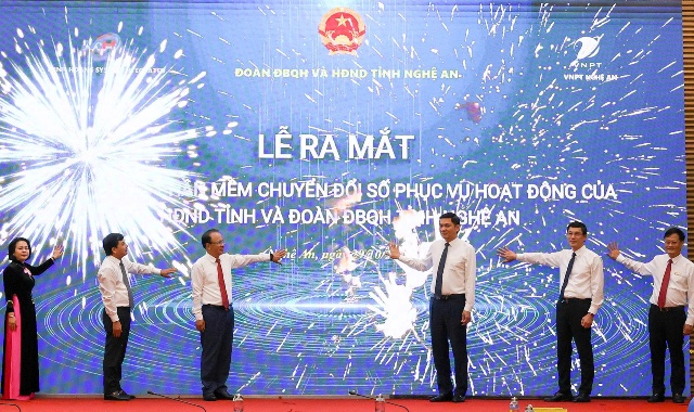 HĐND tỉnh Nghệ An ra mắt hệ thống chuyển đổi số phục vụ hoạt động của HĐND và Đoàn ĐBQH tỉnh