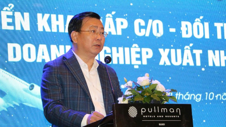 Giám đốc Sở Công thương Hà Nội Võ Nguyên Phong phát biểu.