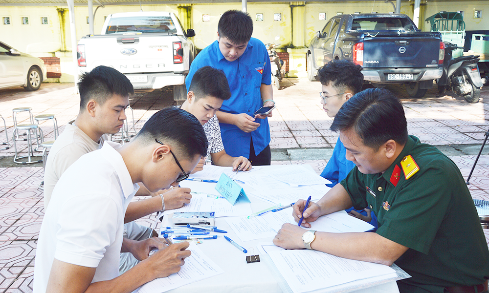 Bắc Ninh: Thành lập 17 Hội đồng khám sức khỏe nghĩa vụ quân sự, Công an nhân dân