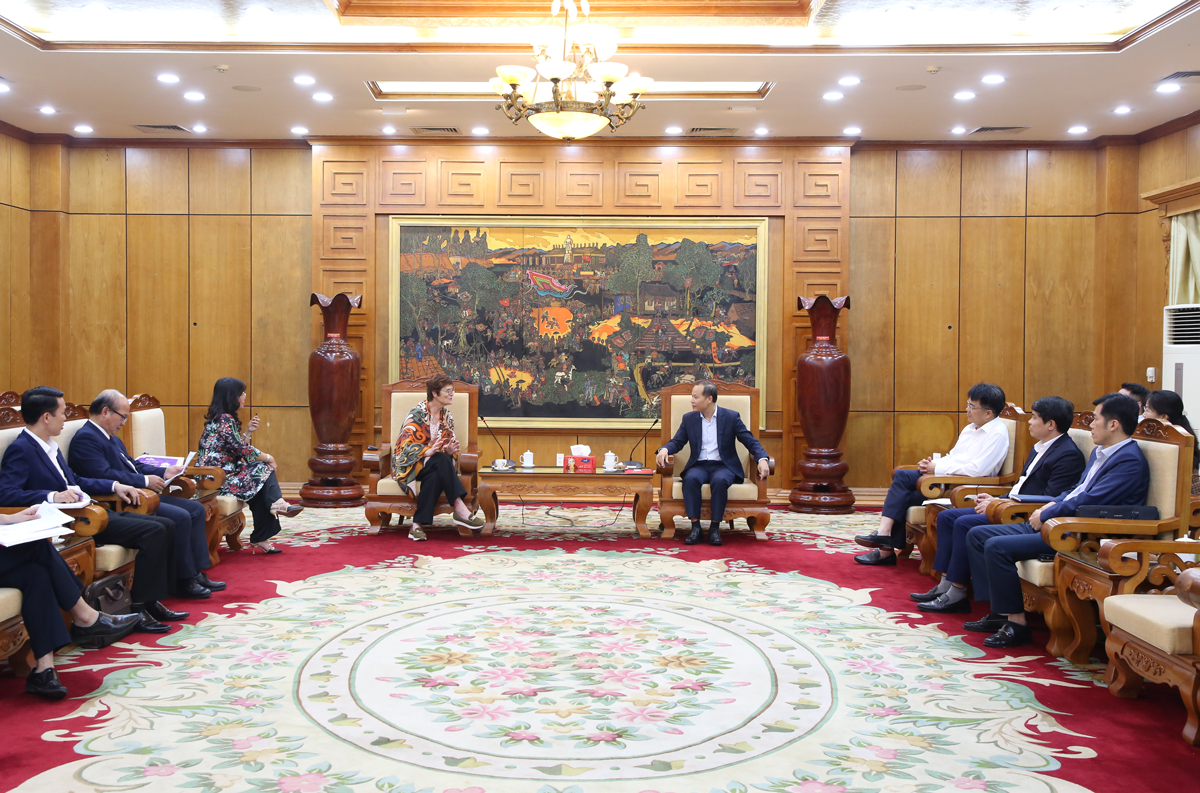 Lãnh đạo tỉnh Bắc Ninh tiếp và làm việc với Trường Đại học Limoges