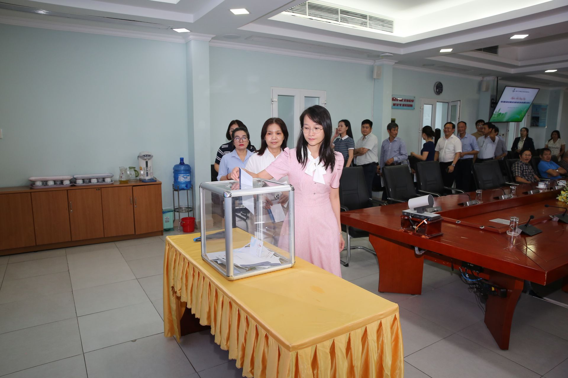 Người lao động BSR thể hiện trách nhiệm cộng đồng với đồng bào bị ảnh hưởng mưa lũ Người lao động BSR thể hiện trách nhiệm cộng đồng với đồng bào bị ảnh hưởng mưa lũ