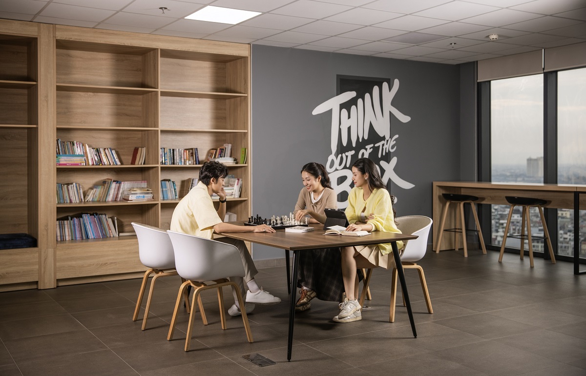 Không chỉ ở nơi sống, MIK Group còn mang đến không gian để cộng đồng cư dân kết nối và lan tỏa giá trị tích cực mỗi ngày Không chỉ ở nơi sống, MIK Group còn mang đến không gian để cộng đồng cư dân kết nối và lan tỏa giá trị tích cực mỗi ngày