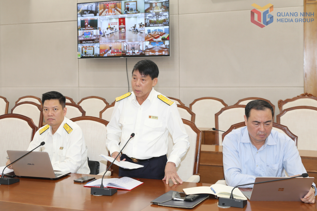 Đại diện lãnh đạo ngành Thuế phát biểu tại hội nghị. Đại diện lãnh đạo ngành Thuế phát biểu tại hội nghị.