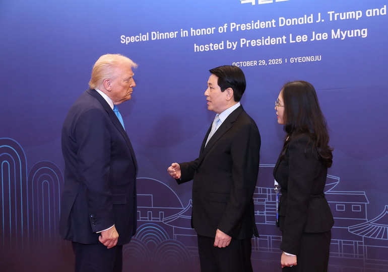 Chủ tịch nước Lương Cường với Tổng thống Hoa Kỳ Donald Trump