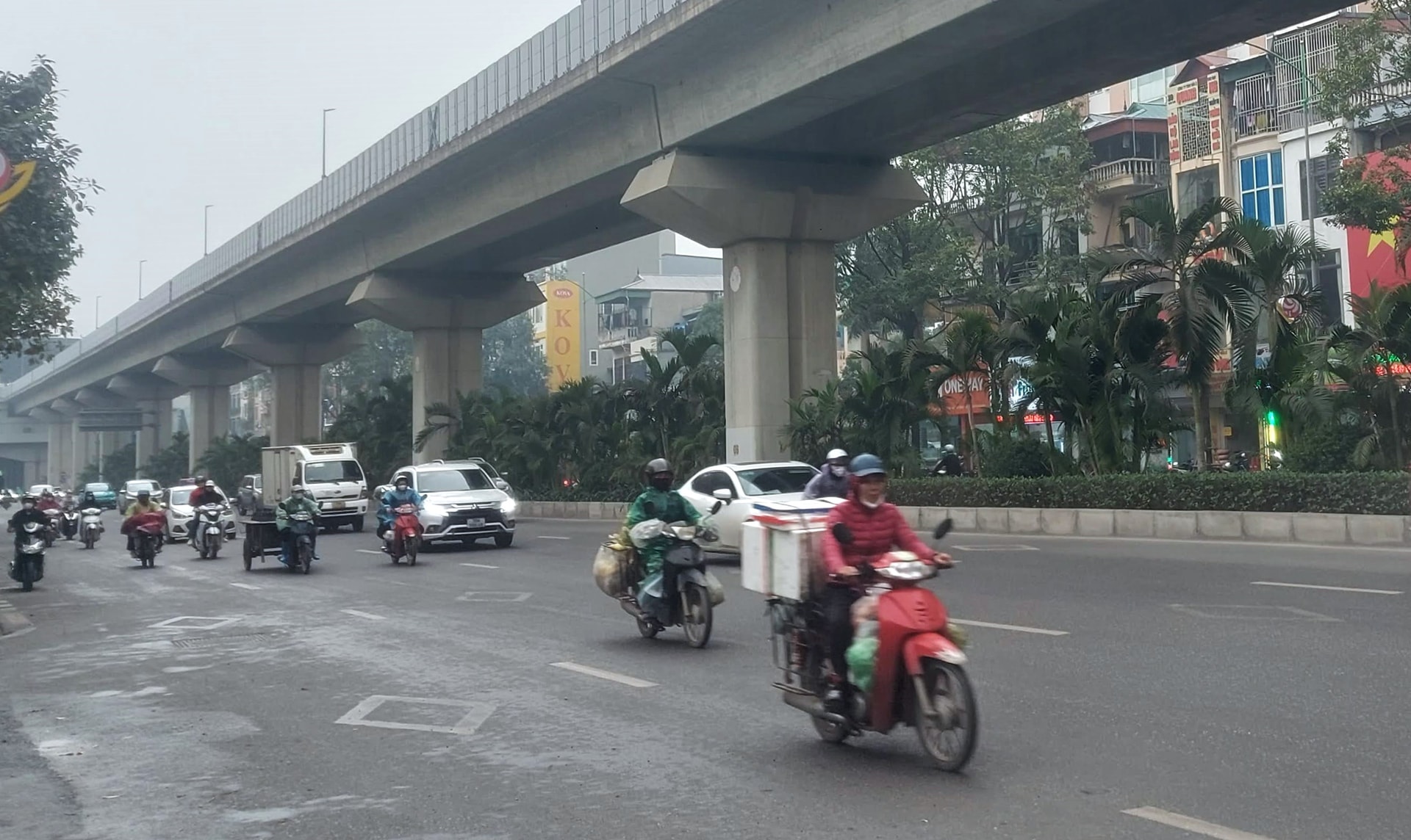 Miền Bắc mưa lạnh, miền Trung mưa lớn, lũ sông lên trở lại