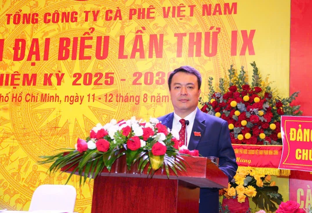 Ông Đặng Hồng Tuấn, Tổng Giám đốc Tổng Công ty Cà phê Việt Nam Ông Đặng Hồng Tuấn, Tổng Giám đốc Tổng Công ty Cà phê Việt Nam