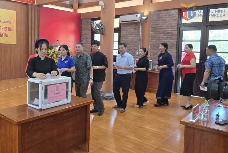 Quảng Ninh gửi thư thăm hỏi, hỗ trợ 23 tỷ đồng cho các tỉnh miền Trung bị bão lũ