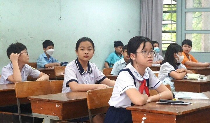 Lịch nghỉ Tết Dương lịch 2026 của học sinh Hà Nội: Chỉ nghỉ 1 ngày, theo quy định của Bộ luật Lao động