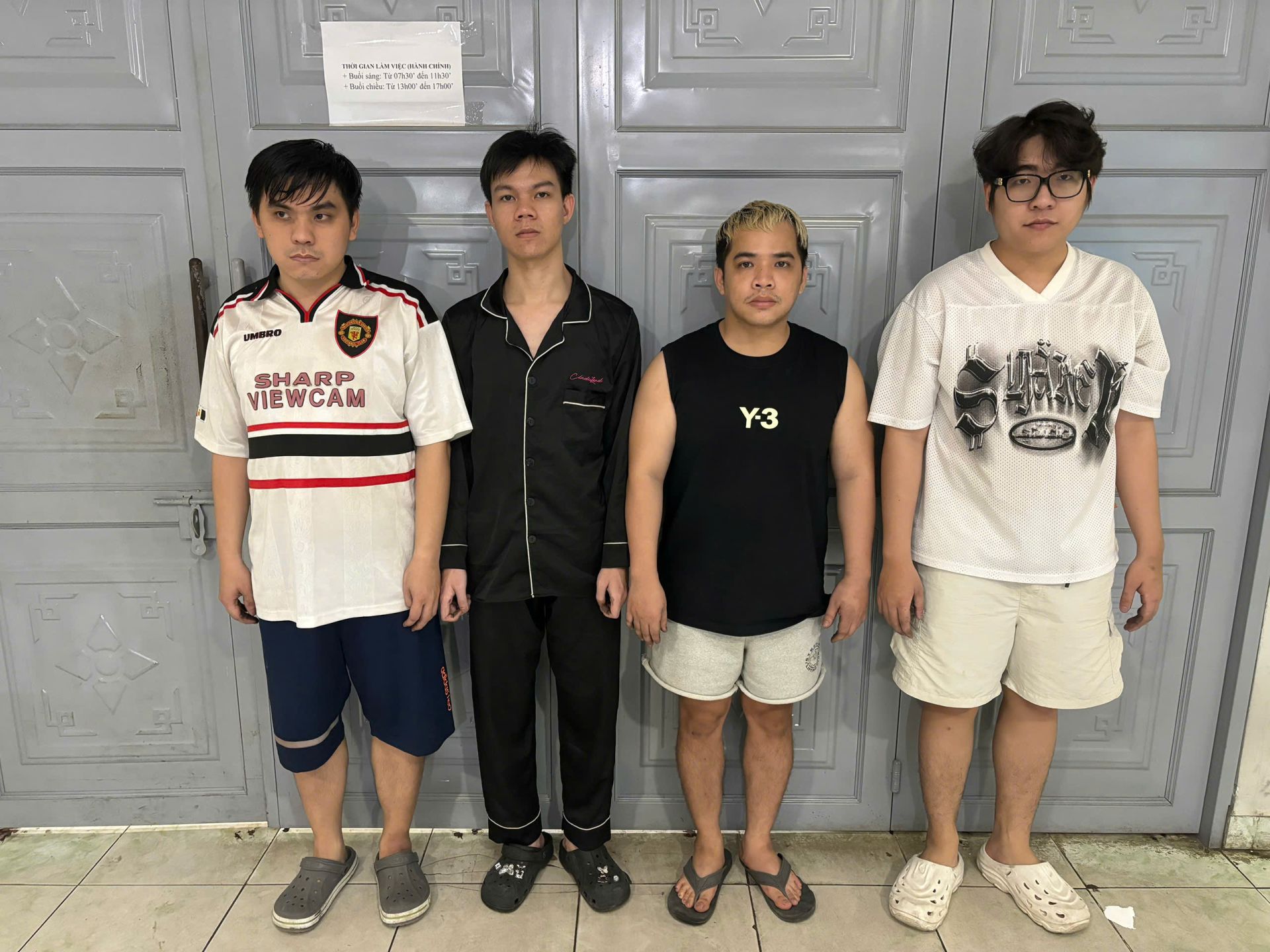 TP. HCM triệt phá quán bar núp bóng bán bóng cười, thu lợi gần 7 tỷ đồng