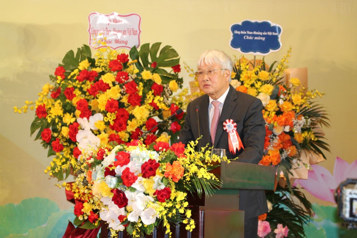 &Ocirc;ng Nguyễn Anh Tuấn - Th&agrave;nh vi&ecirc;n HĐTV Tập đo&agrave;n ghi nhận v&agrave; biểu dương những th&agrave;nh tựu của Tổng c&ocirc;ng ty trong suốt 30 năm qua