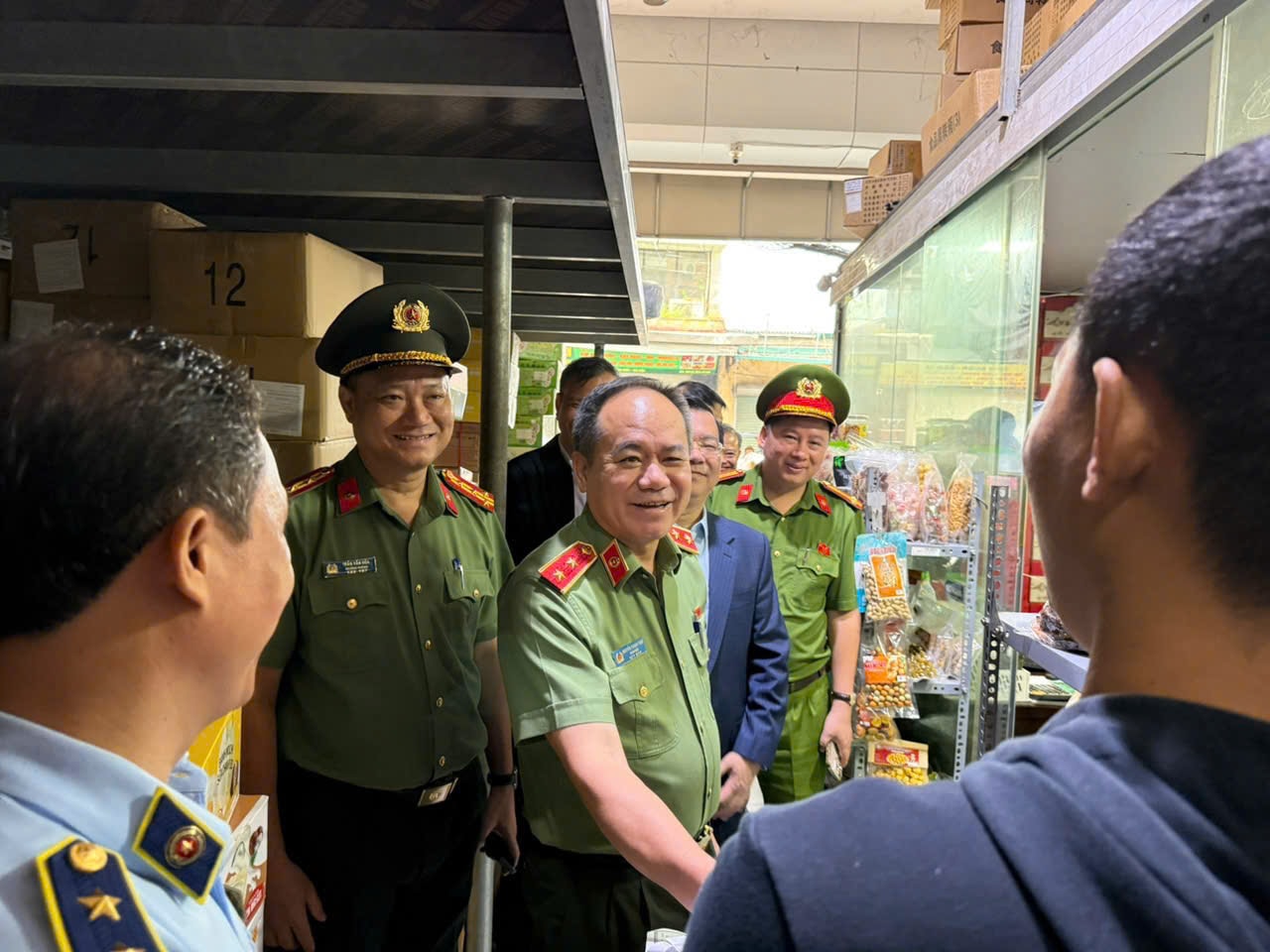 Giám đốc Công an TP. Hà Nội ‘thị sát’ thực tế tại làng nghề La Phù