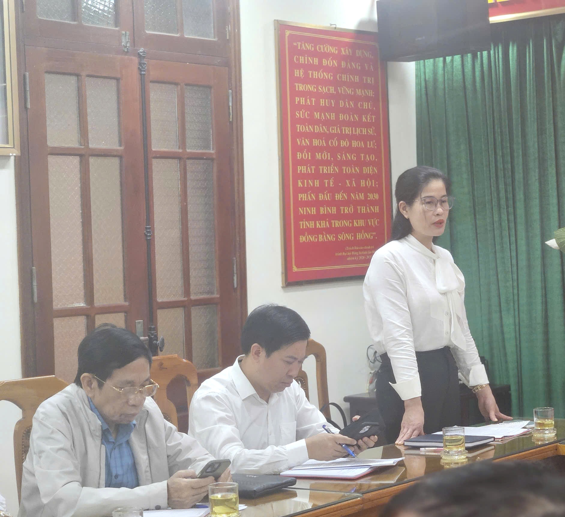 Lãnh đạo Lãnh đạo