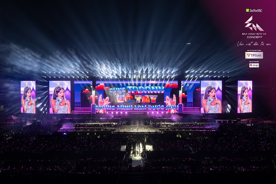 TPBank cho thấy trong thời đại mà công nghệ ngày càng phổ biến, chạm cảm xúc mới là lợi thế cạnh tranh thật sự. TPBank cho thấy trong thời đại mà công nghệ ngày càng phổ biến, chạm cảm xúc mới là lợi thế cạnh tranh thật sự.