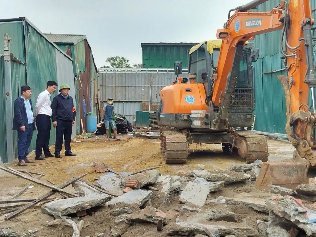 Hà Nội yêu cầu ngừng cấp điện, nước với công trình vi phạm trật tự xây dựng và PCCC